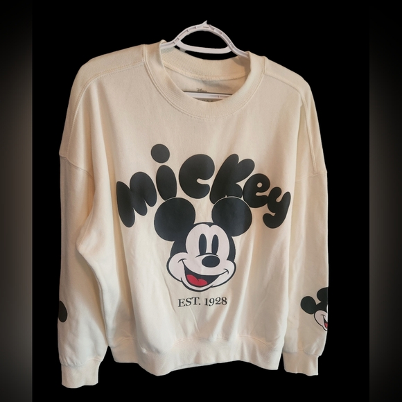 Disney Tops - DISNEY MICKEY MOUSE SWEATSHIRT NWT. SIZE M. 26 PTP